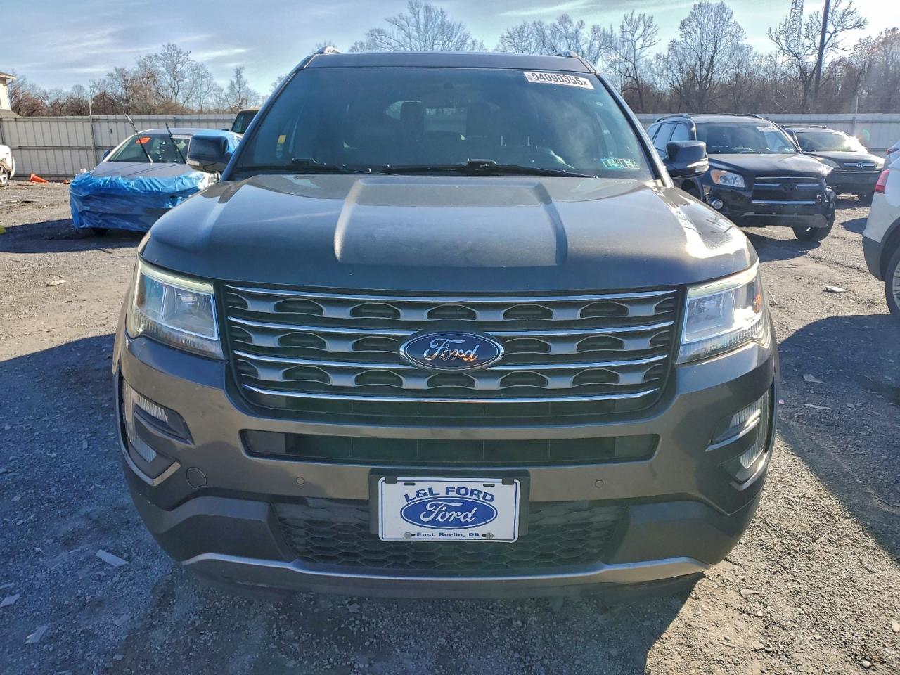 FORD EXPLORER XLT