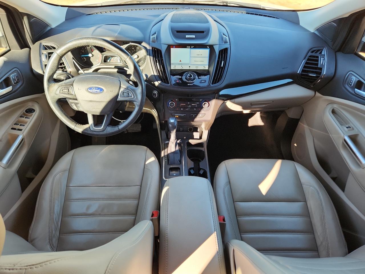 FORD ESCAPE TITANIUM