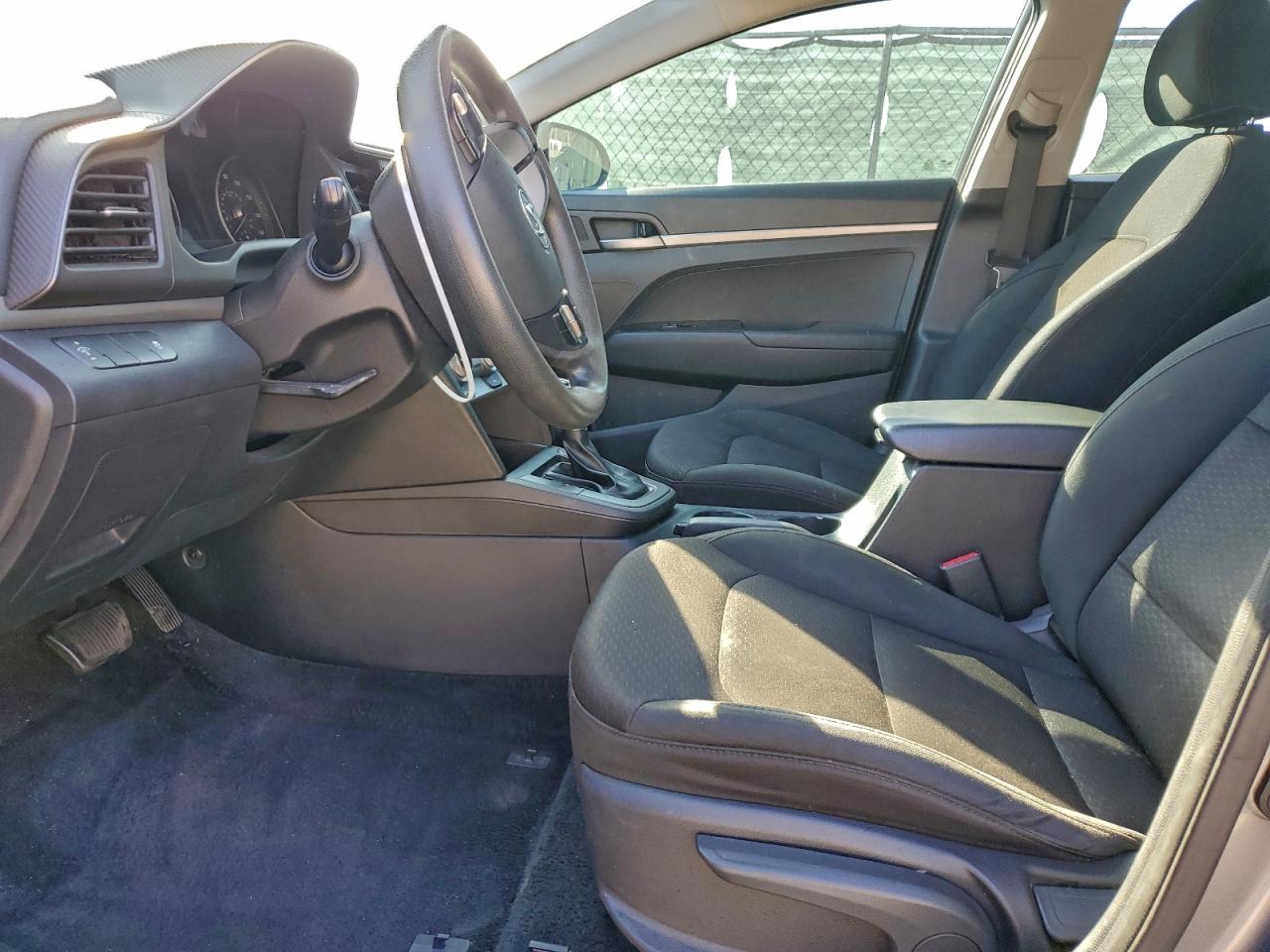 Lot #3301609624 2019 HYUNDAI ELANTRA SE