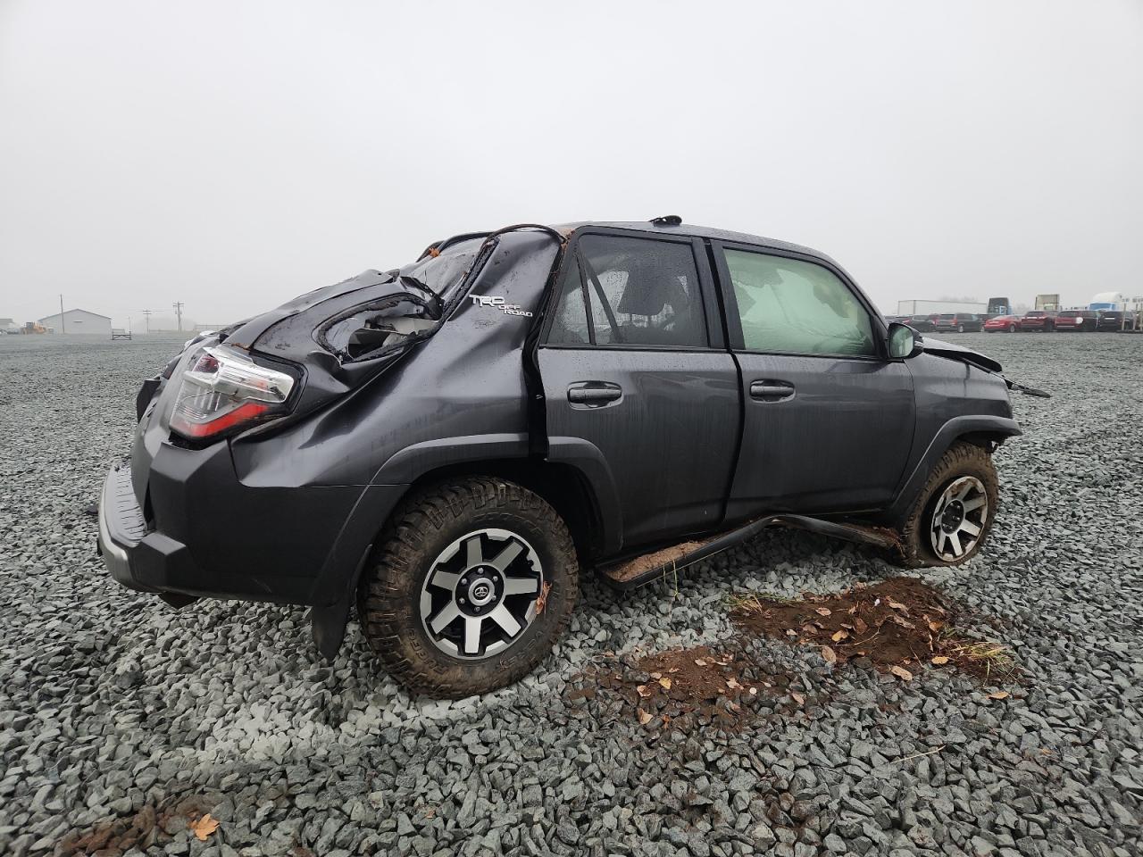 TOYOTA 4RUNNER SR5 PREMIUM