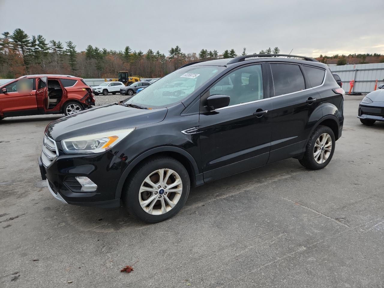FORD ESCAPE SE