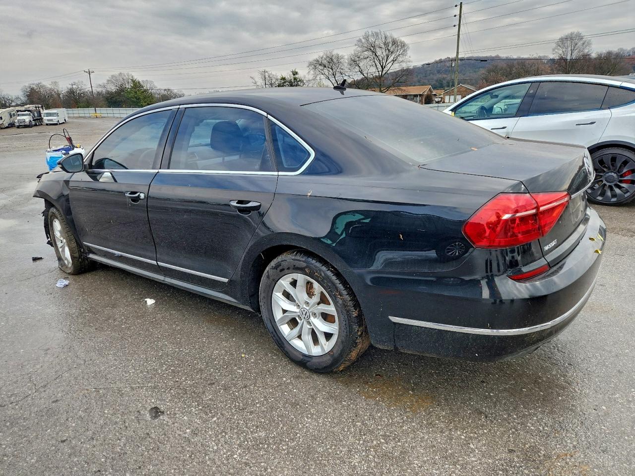 Lot #3308247154 2016 VOLKSWAGEN PASSAT S