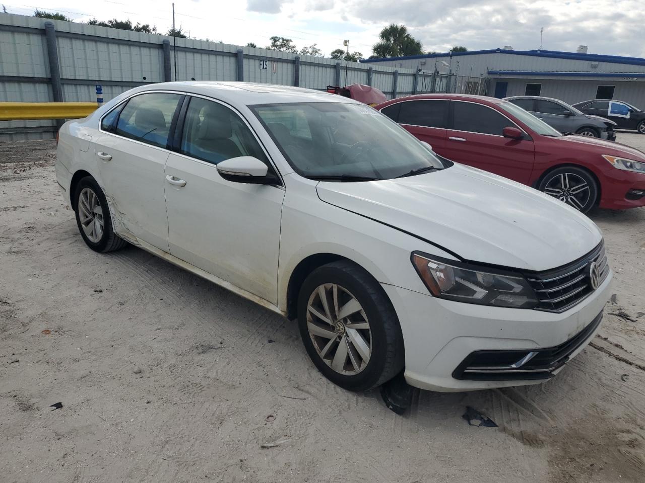 VOLKSWAGEN PASSAT SE