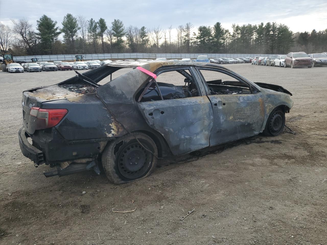 Lot #3317600525 2014 TOYOTA CAMRY L