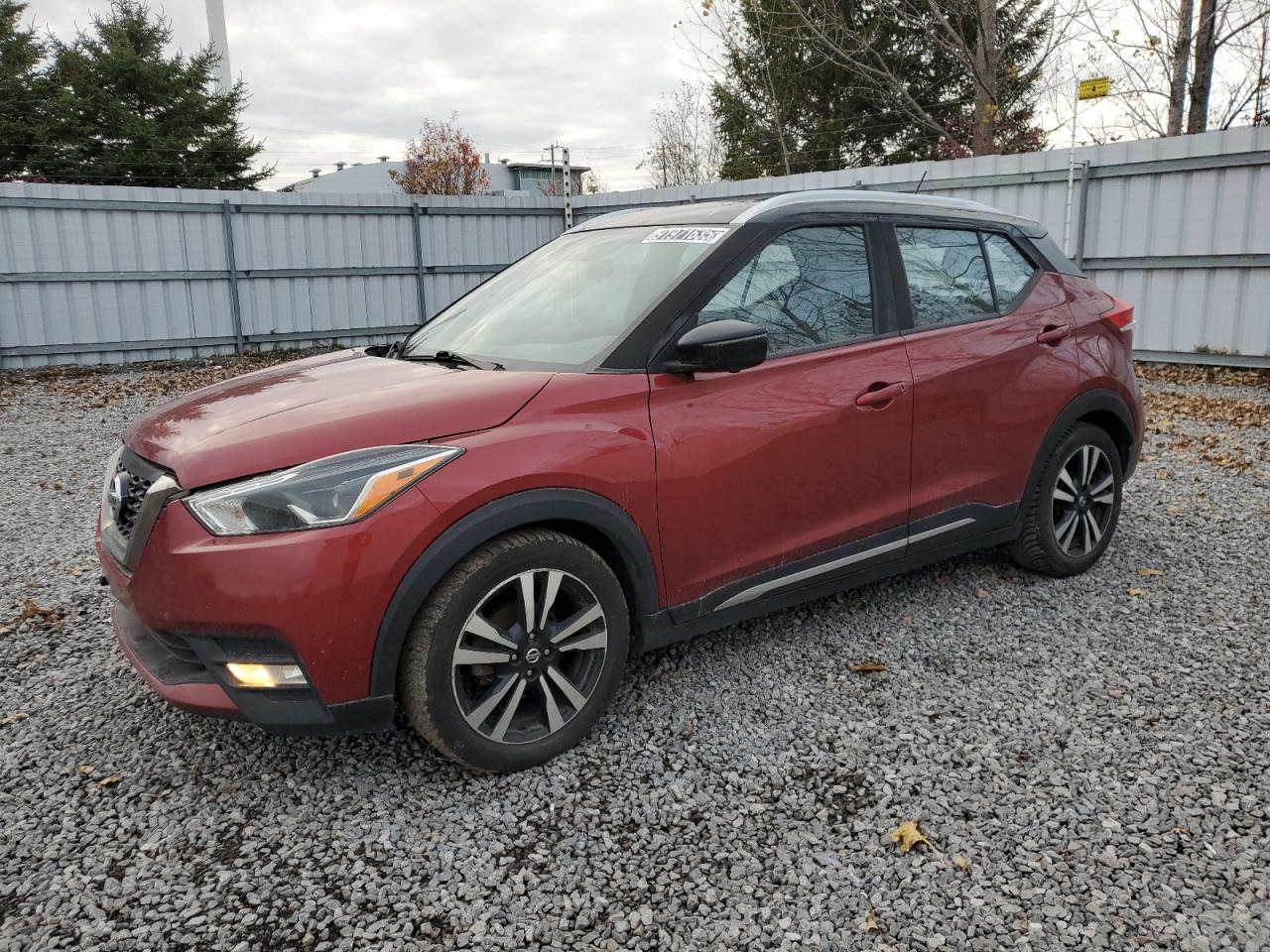 NISSAN KICKS S