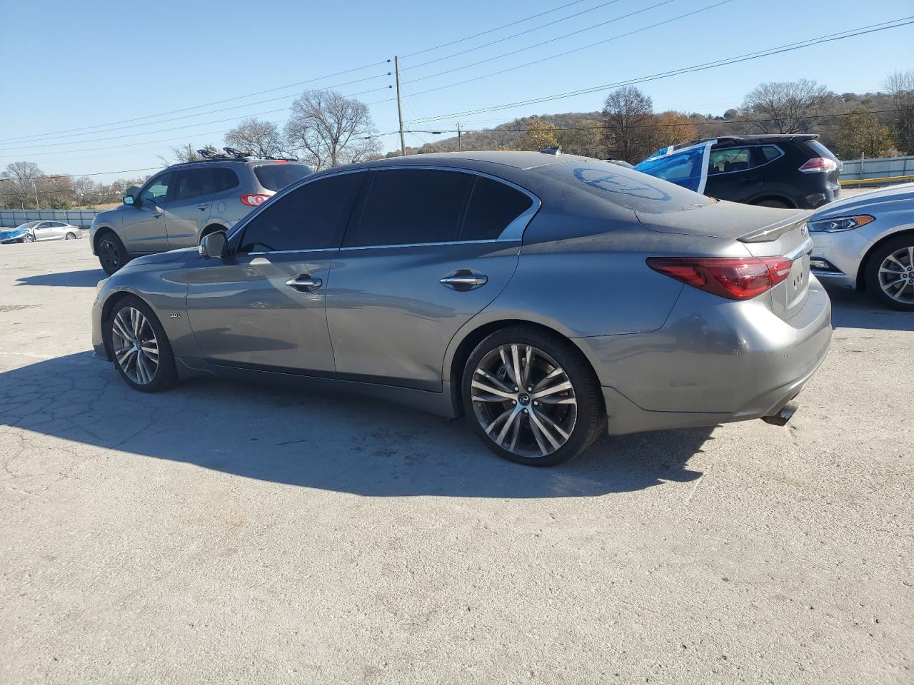 INFINITI Q50 LUXE