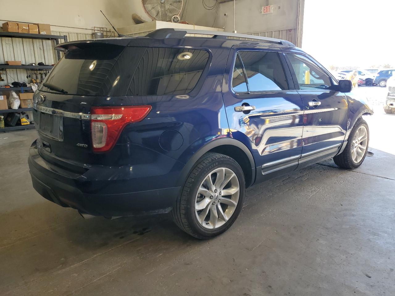 FORD EXPLORER LIMITED