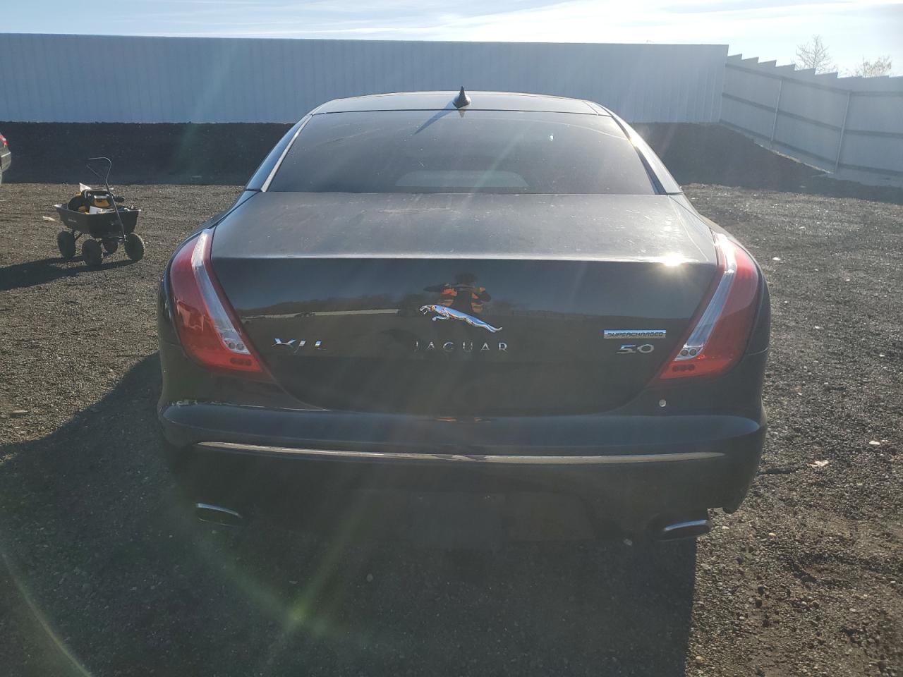 JAGUAR XJ PORTFOLIO