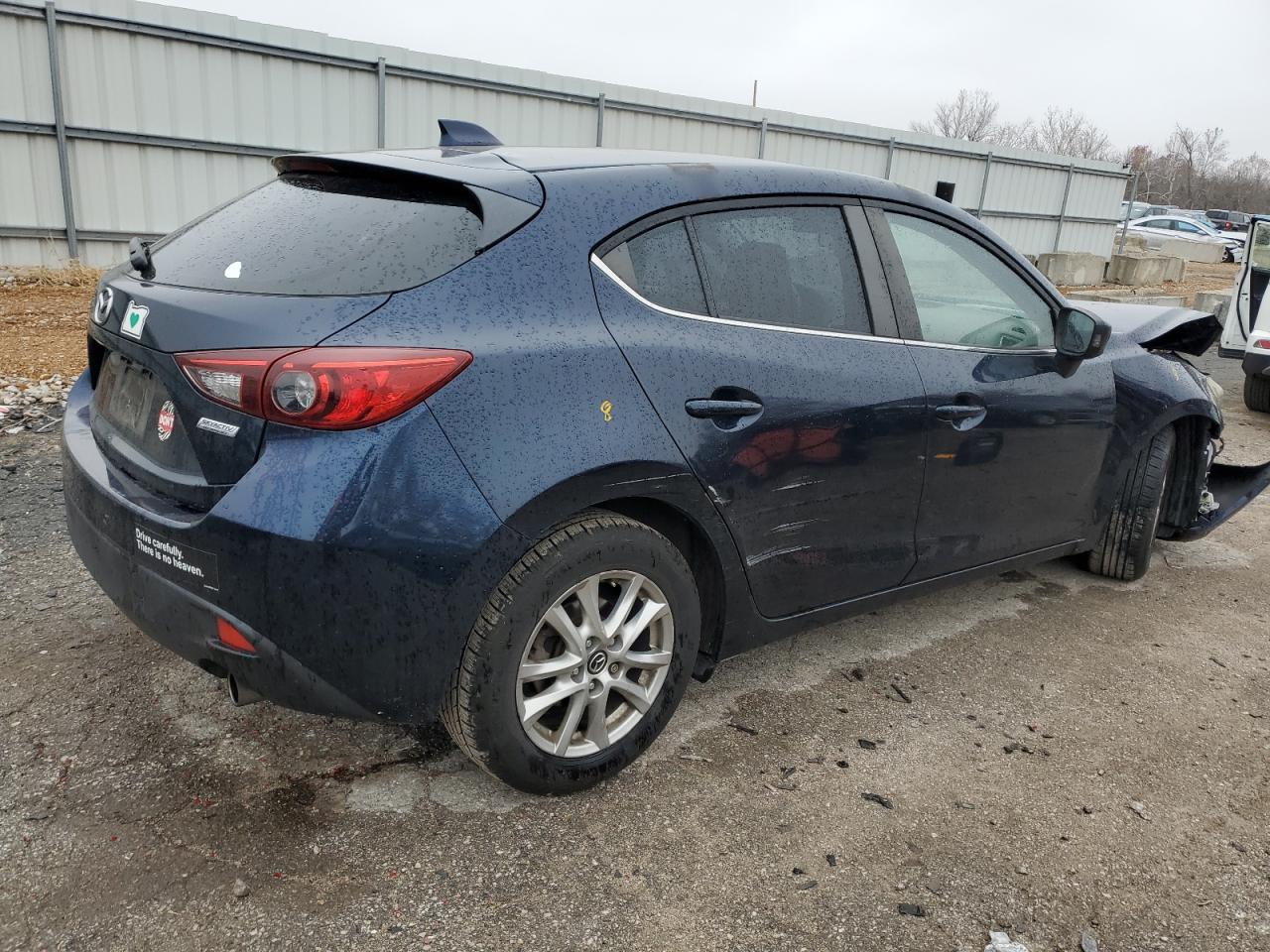 MAZDA 3 GRAND TOURING