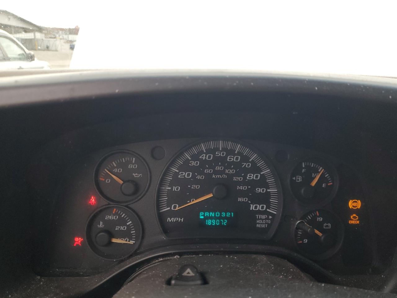 Lot #3291171030 2005 GMC SAVANA G25