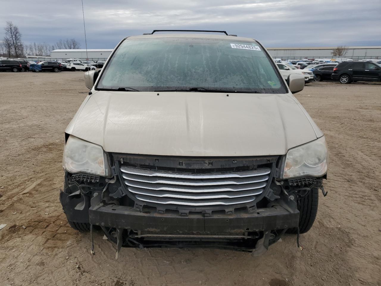 CHRYSLER TOWN & COUNTRY TOURING