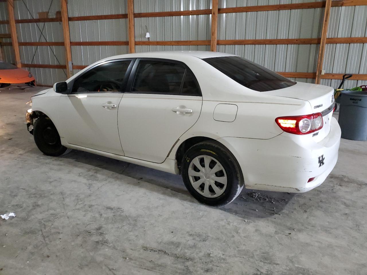 TOYOTA COROLLA BASE