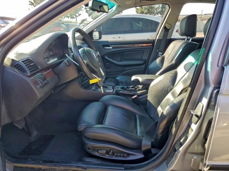 2004 BMW 325 IS SUL #3303937725