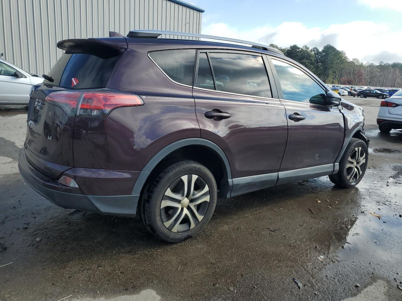 TOYOTA RAV4 LE