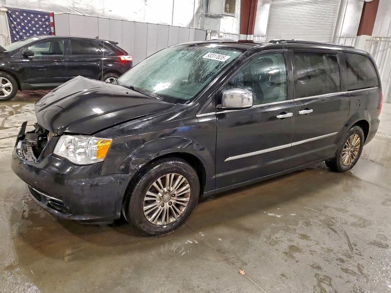2015 CHRYSLER TOWN & COU #3309524566