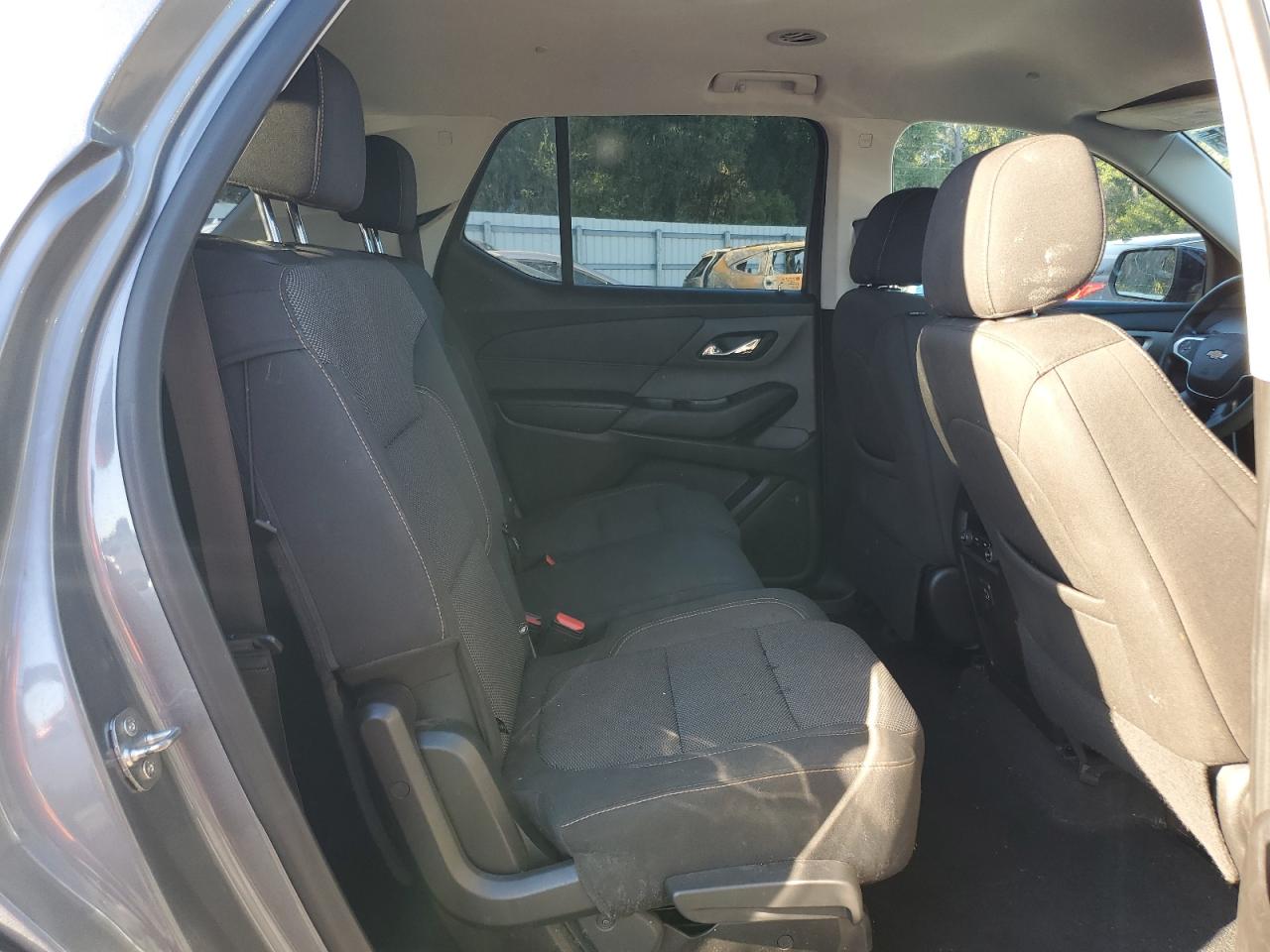 CHEVROLET TRAVERSE LS