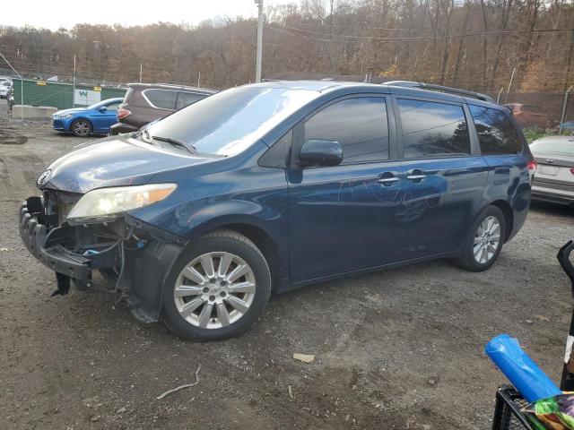 TOYOTA SIENNA XLE