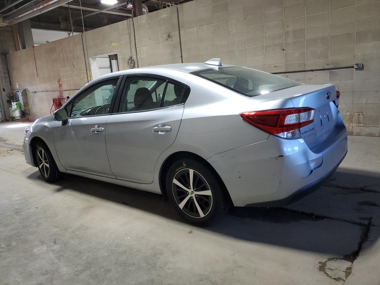 SUBARU IMPREZA PREMIUM