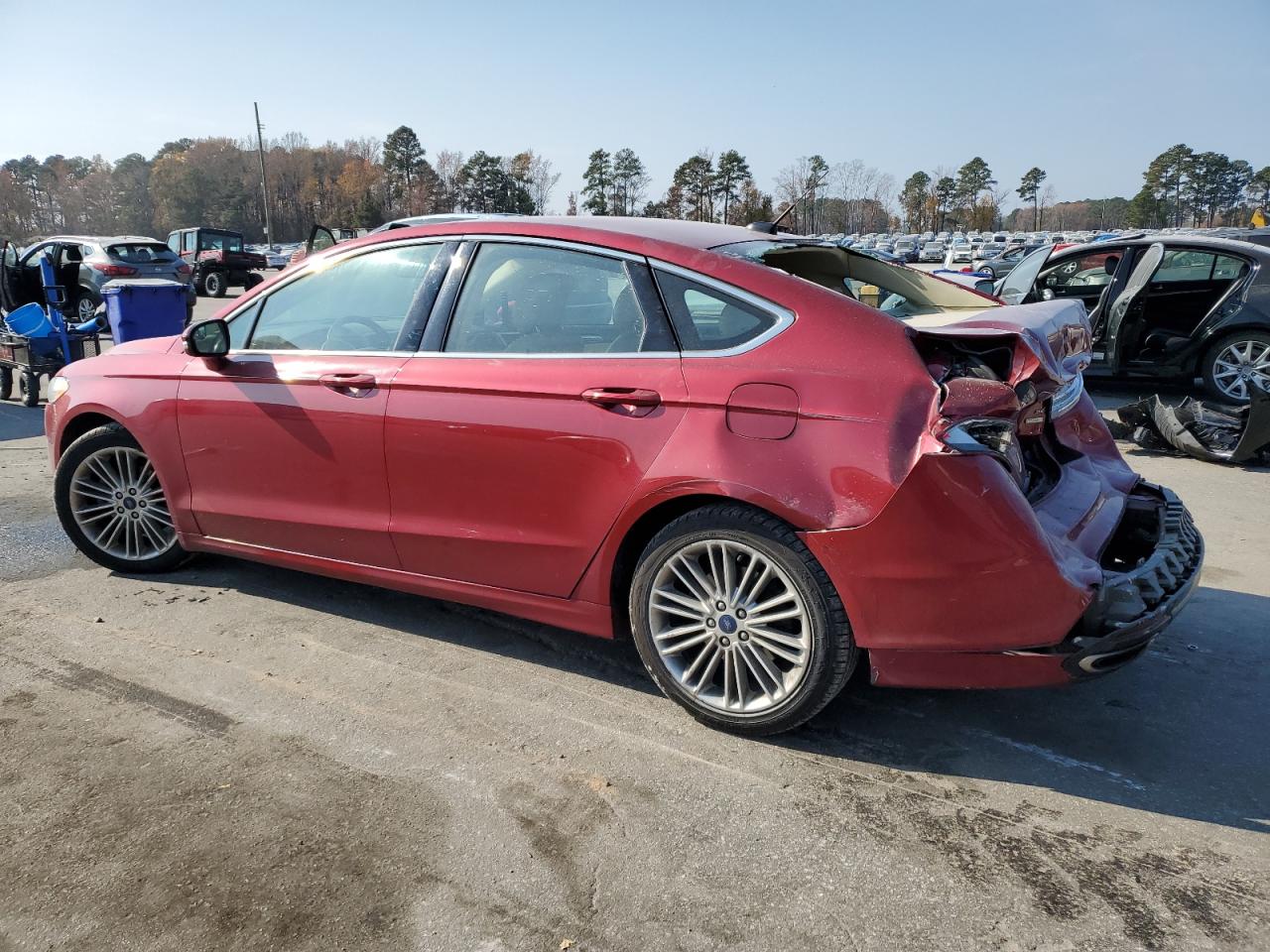FORD FUSION SE