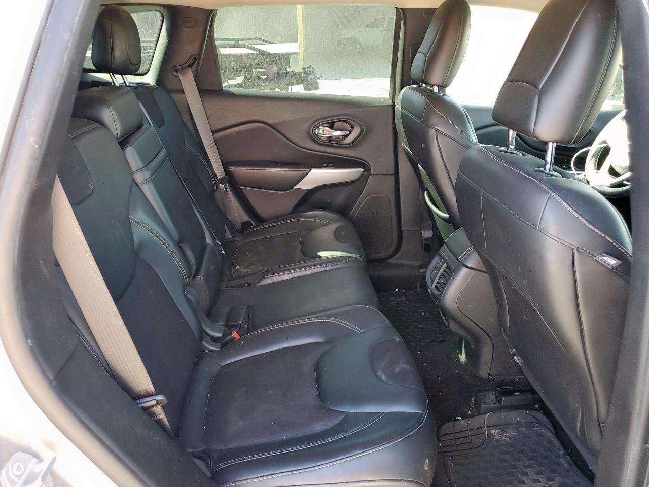 JEEP GRAND CHEROKEE LATITUDE PLUS