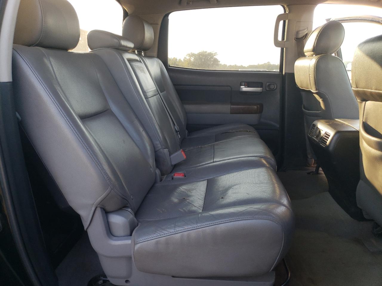 TOYOTA TUNDRA CREWMAX LIMITED