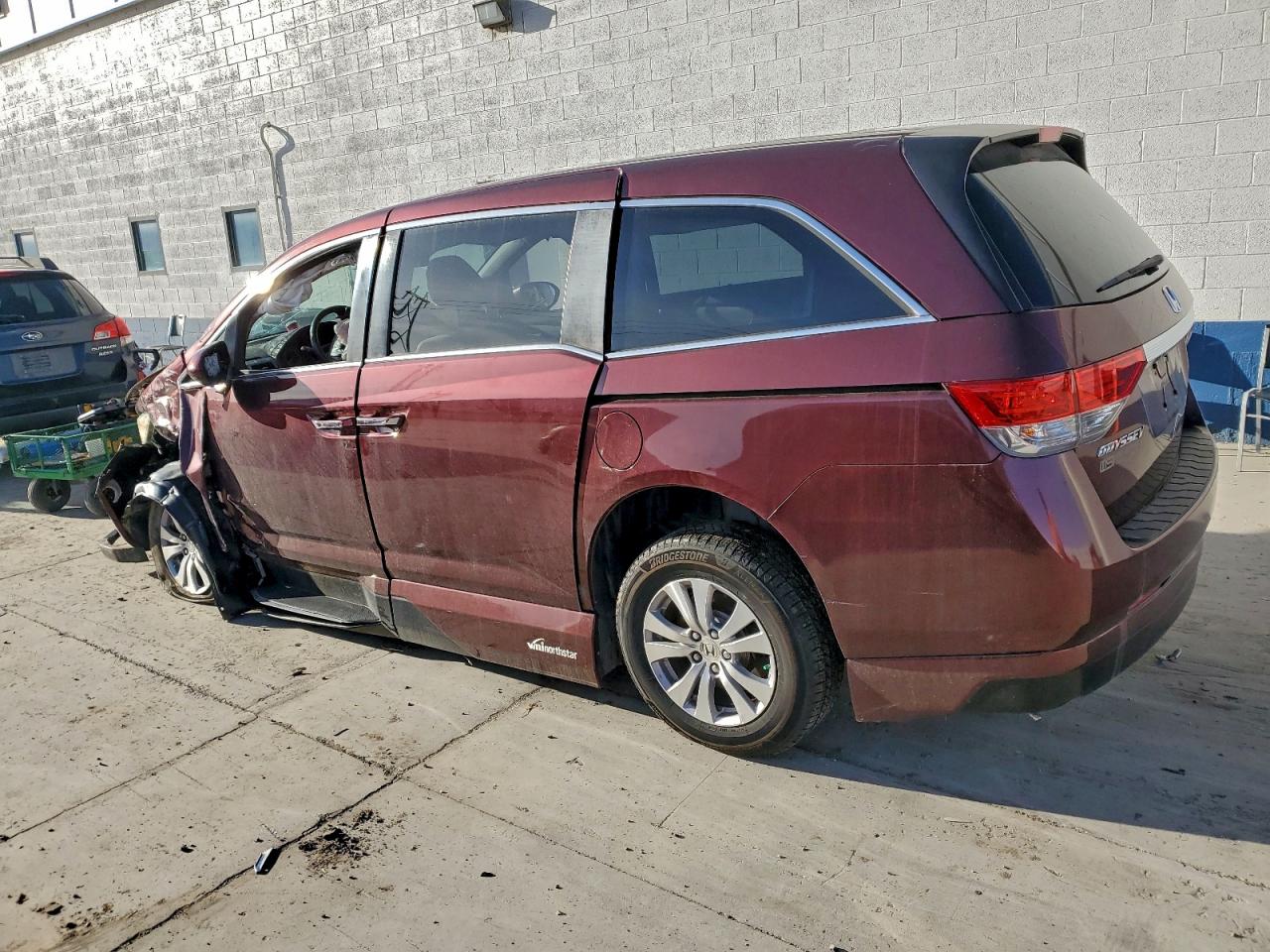 Lot #3308649515 2016 HONDA ODYSSEY EX