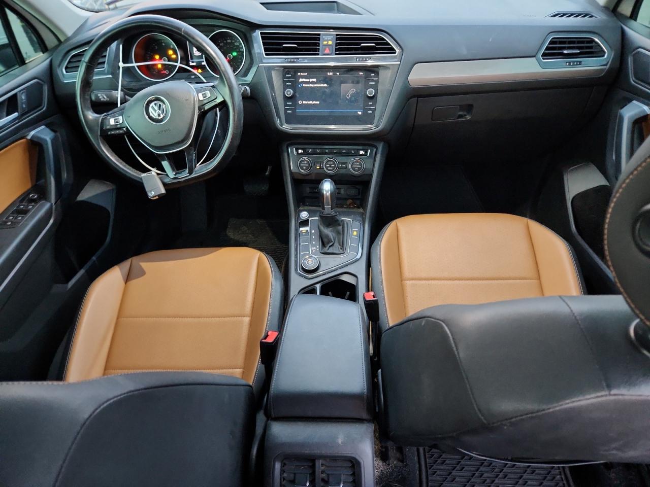 VOLKSWAGEN TIGUAN SE