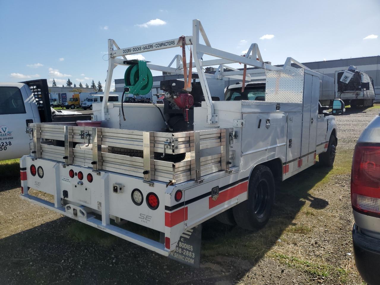 FORD F-350 SUPER DUTY