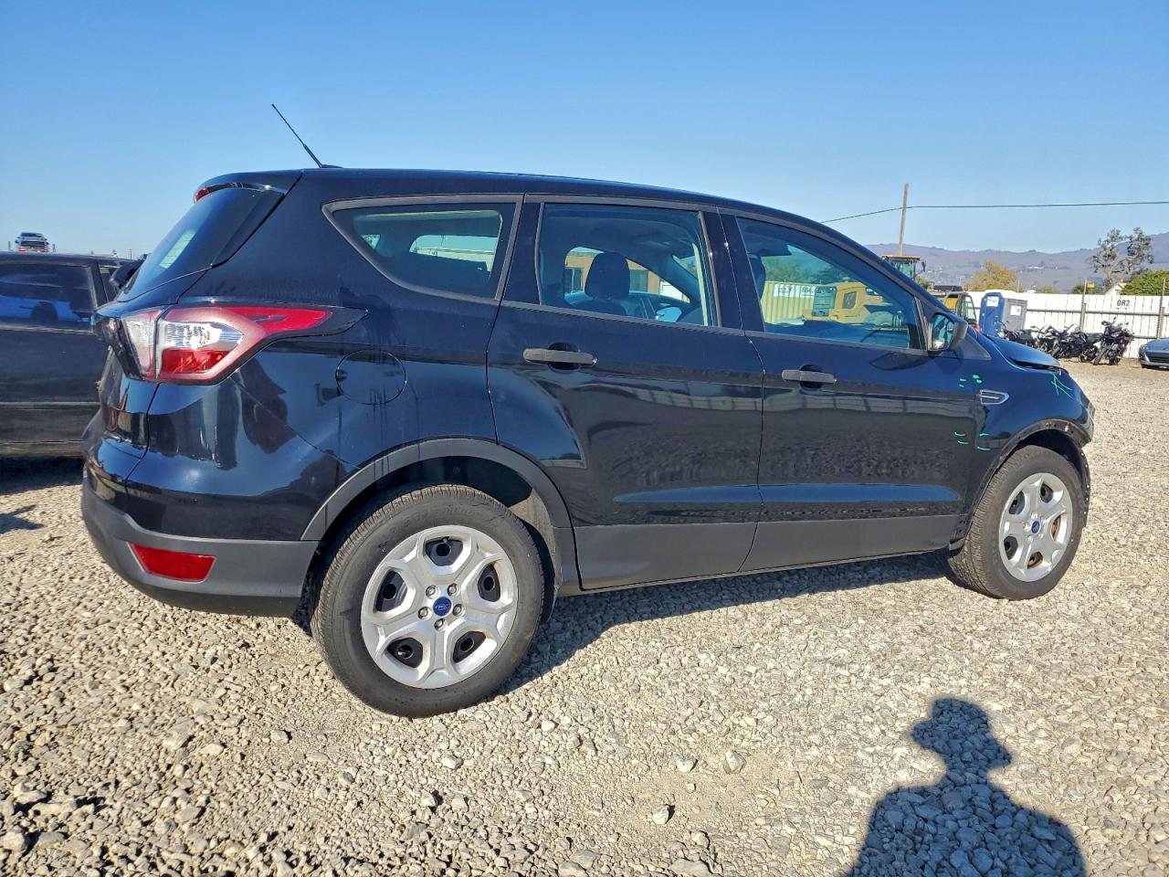 FORD ESCAPE S