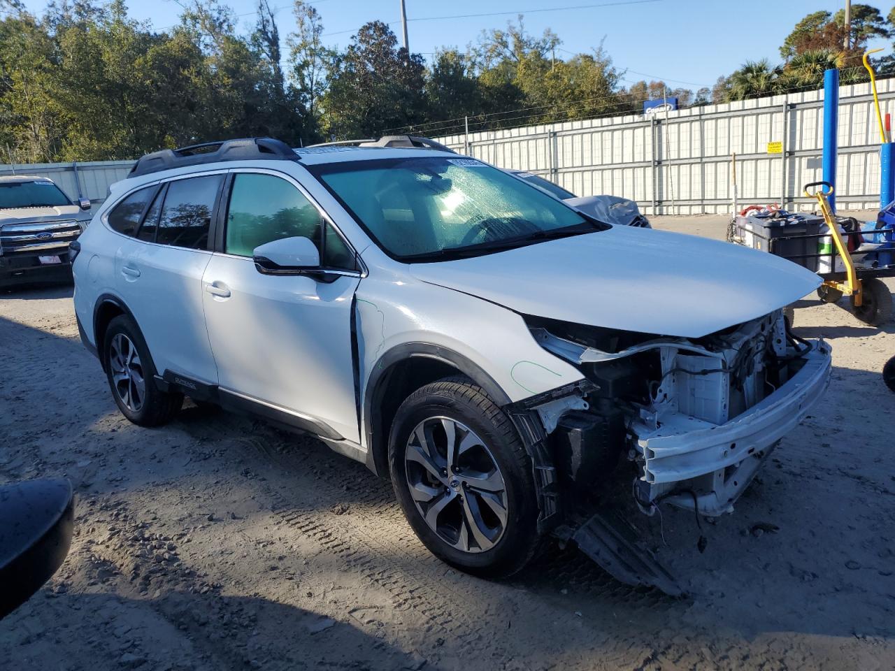 Lot #3315938095 2020 SUBARU OUTBACK LI