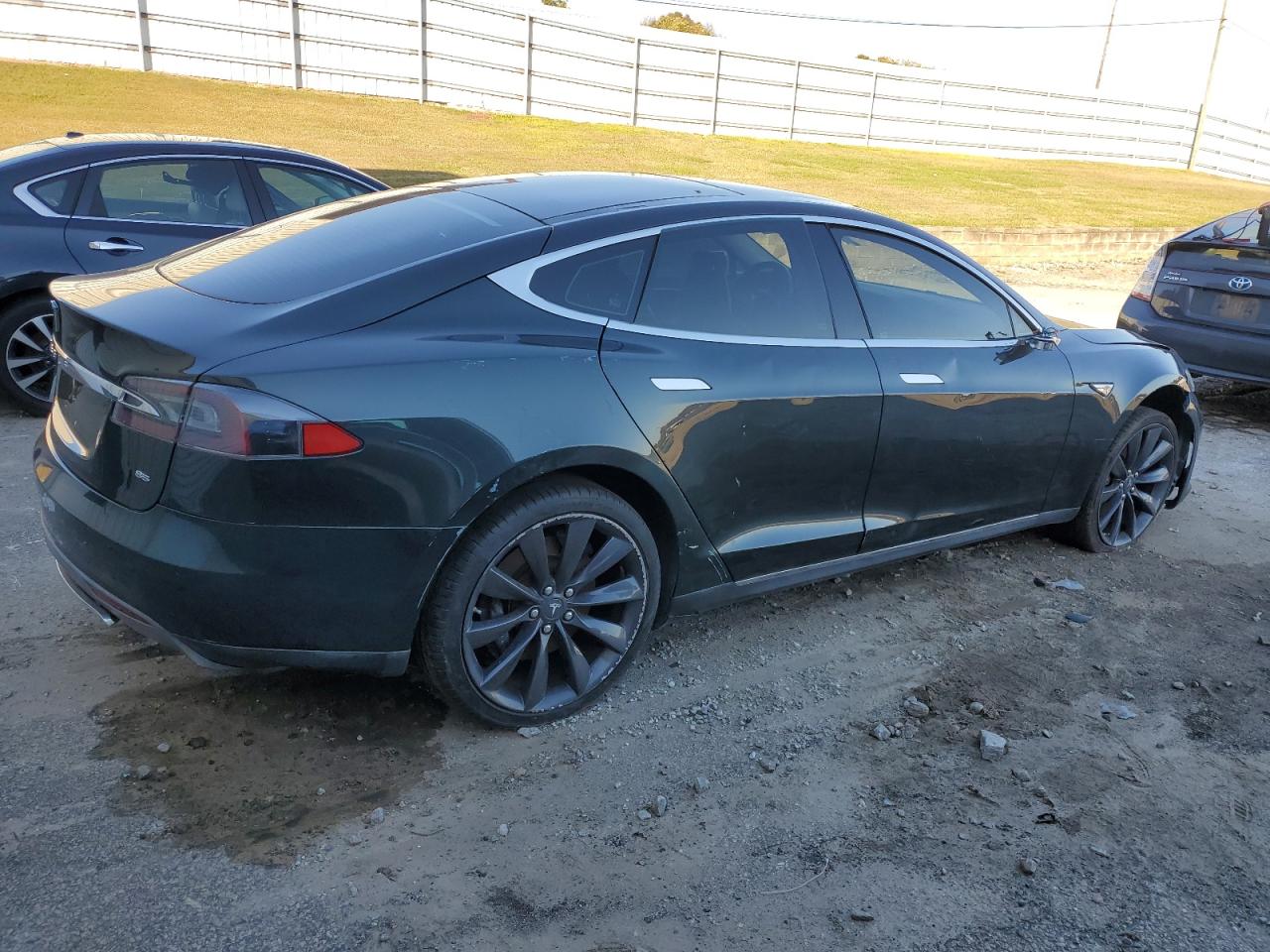 TESLA MODEL S