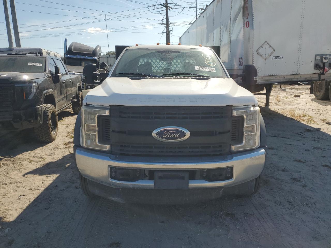 FORD F-550 SUPER DUTY