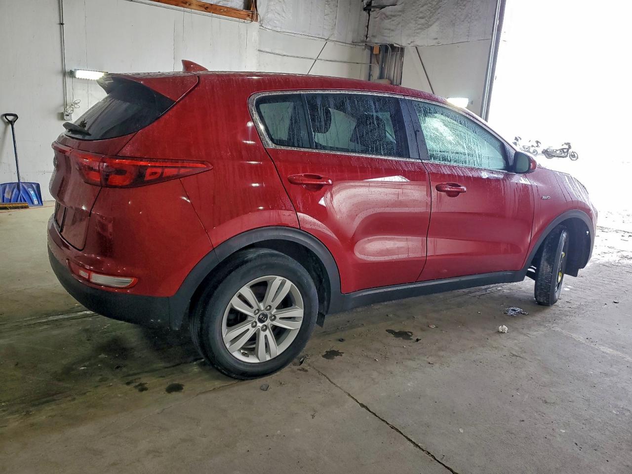 KIA SPORTAGE LX
