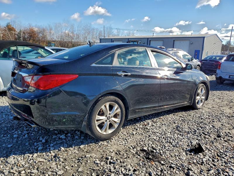 2011 HYUNDAI SONATA SE #3305323345