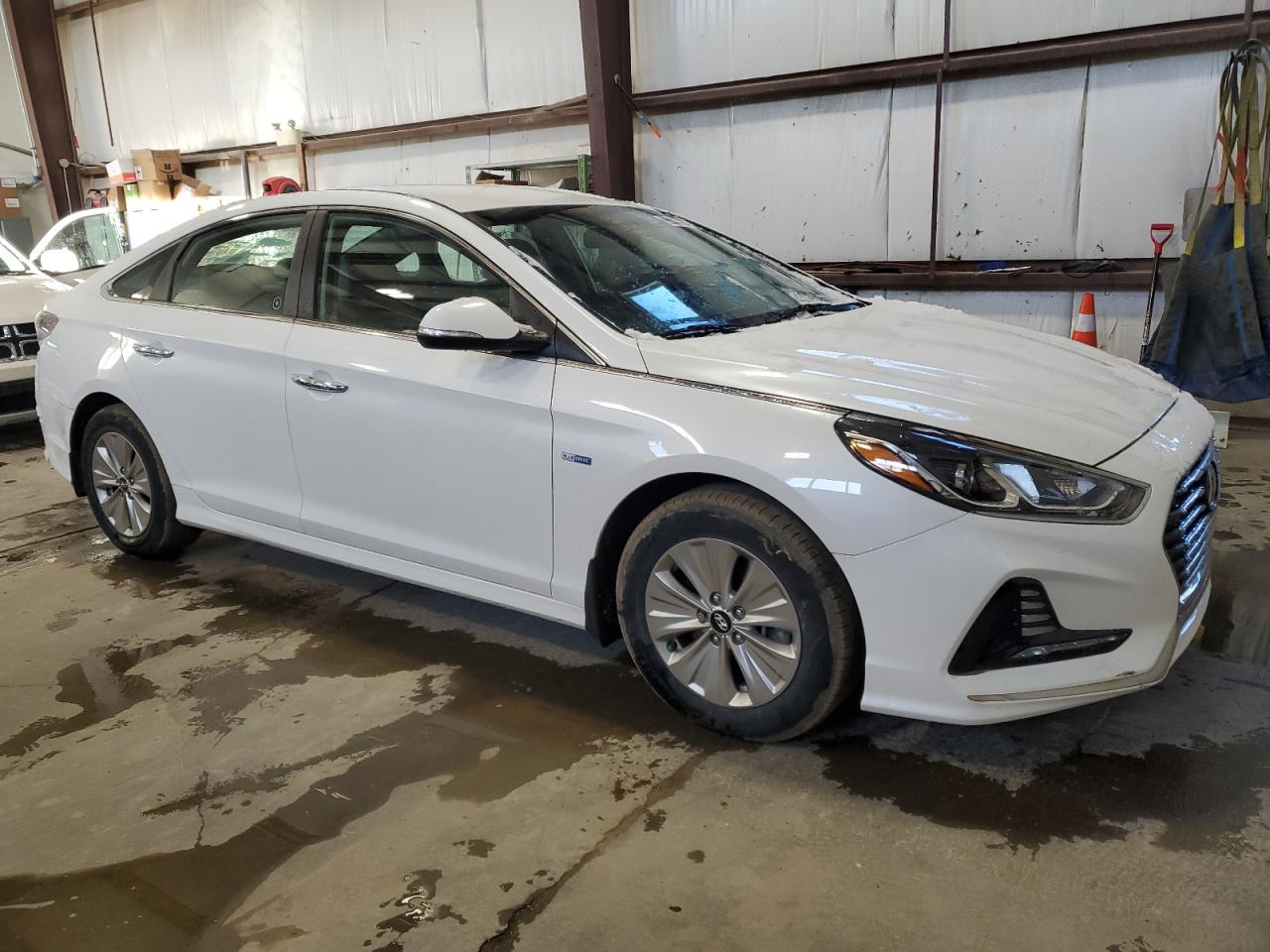 HYUNDAI SONATA HYBRID