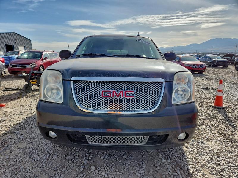 2011 GMC YUKON XL D #3298143271