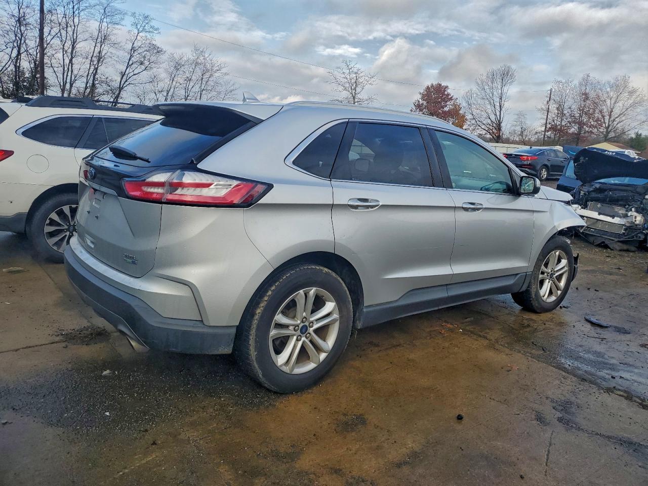 FORD EDGE SEL