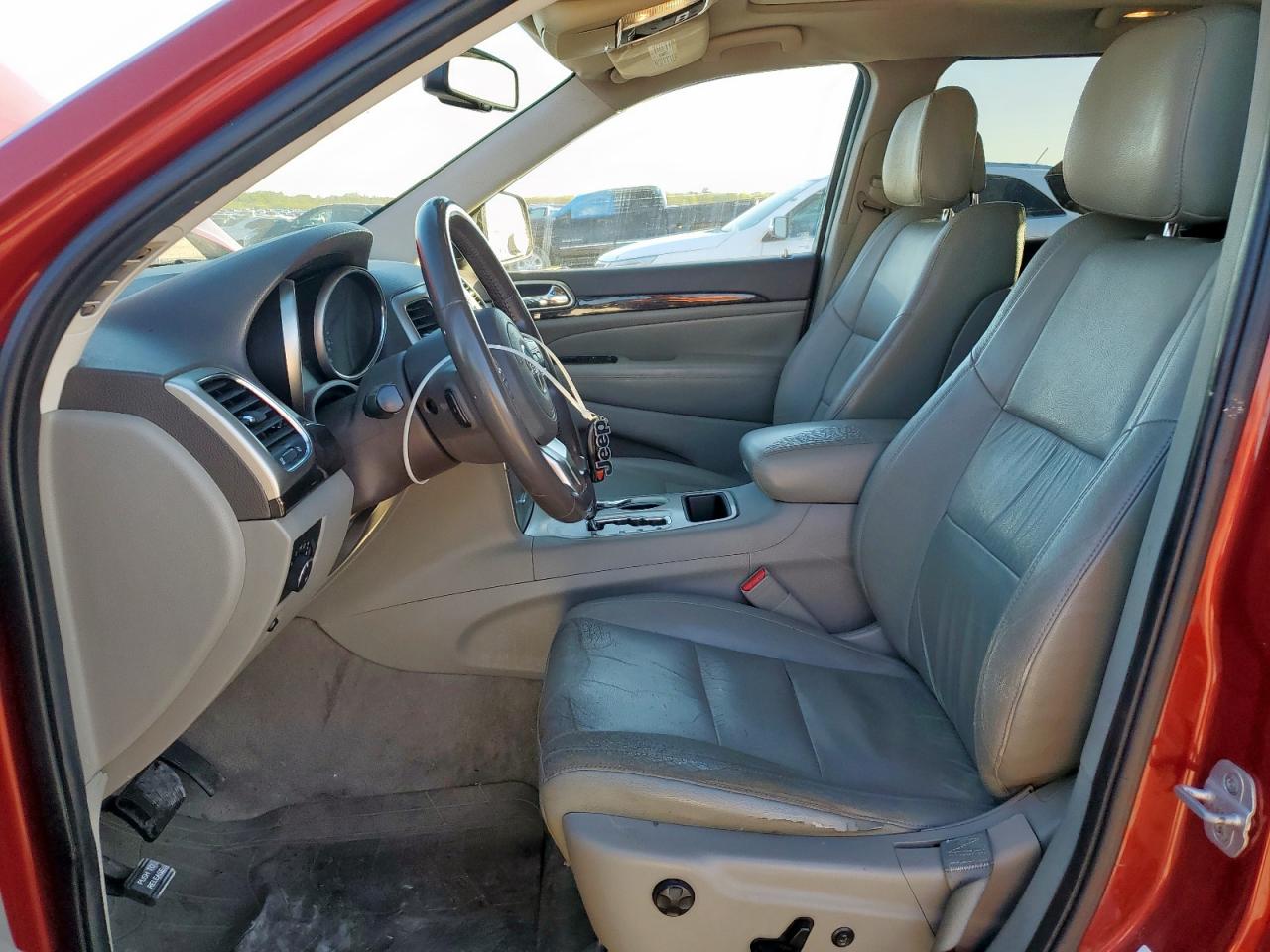 JEEP GRAND CHEROKEE LAREDO