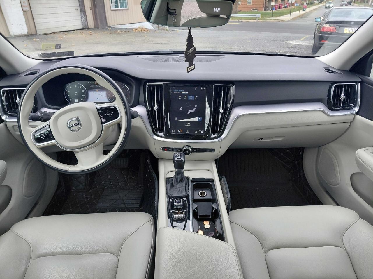 VOLVO S60 T6 MOMENTUM