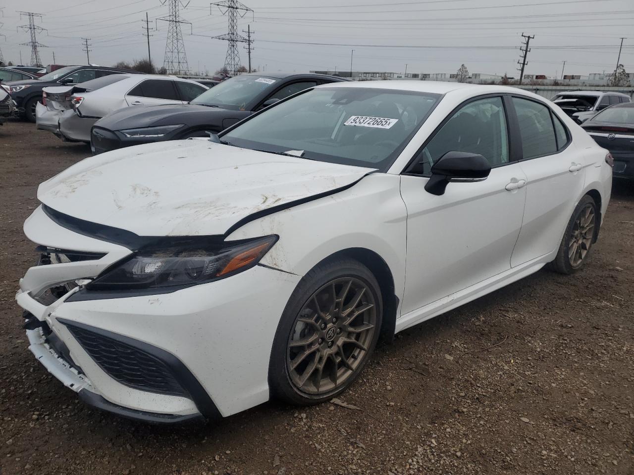 TOYOTA CAMRY SE NIGHT SHADE