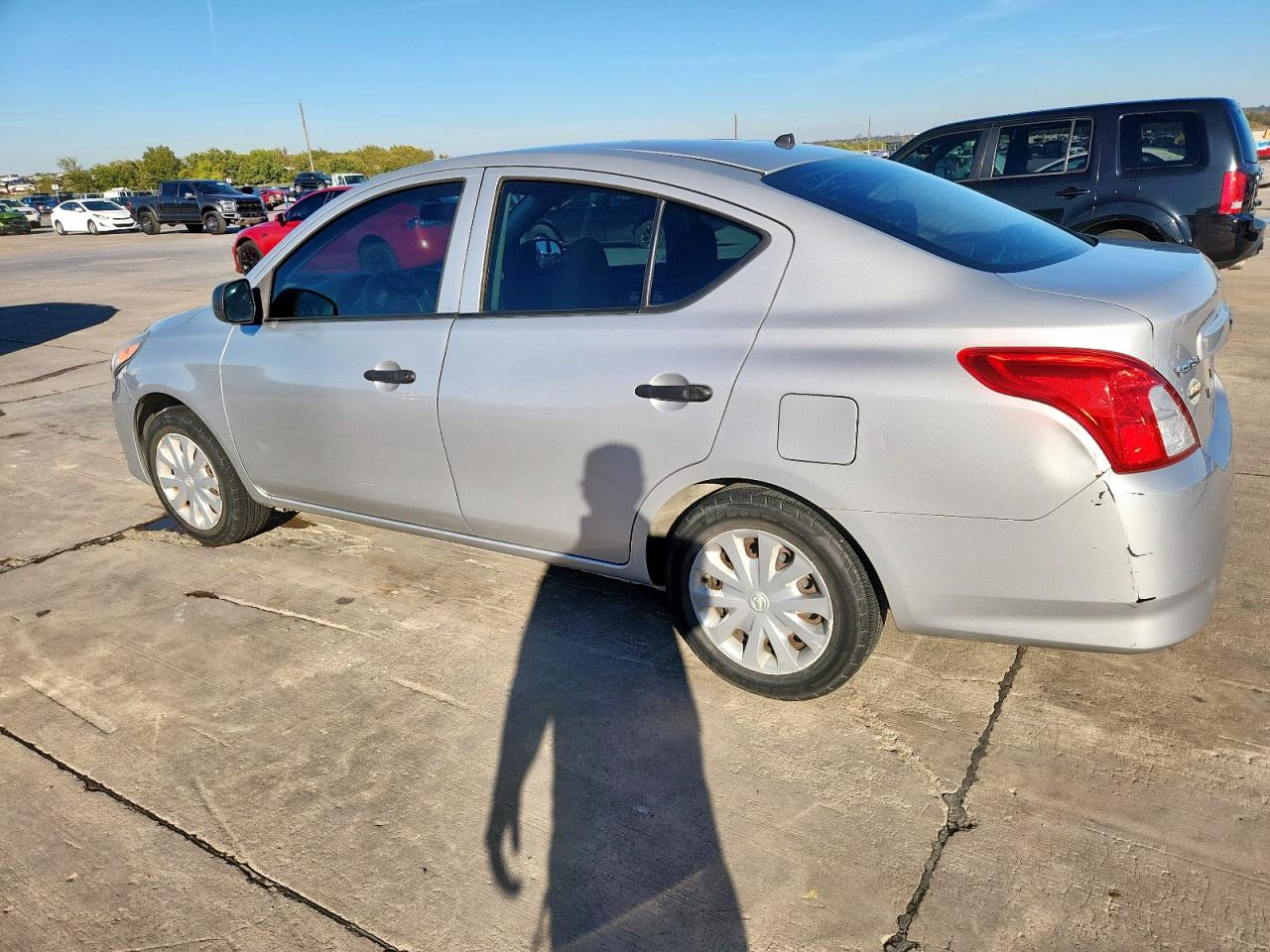 NISSAN VERSA S
