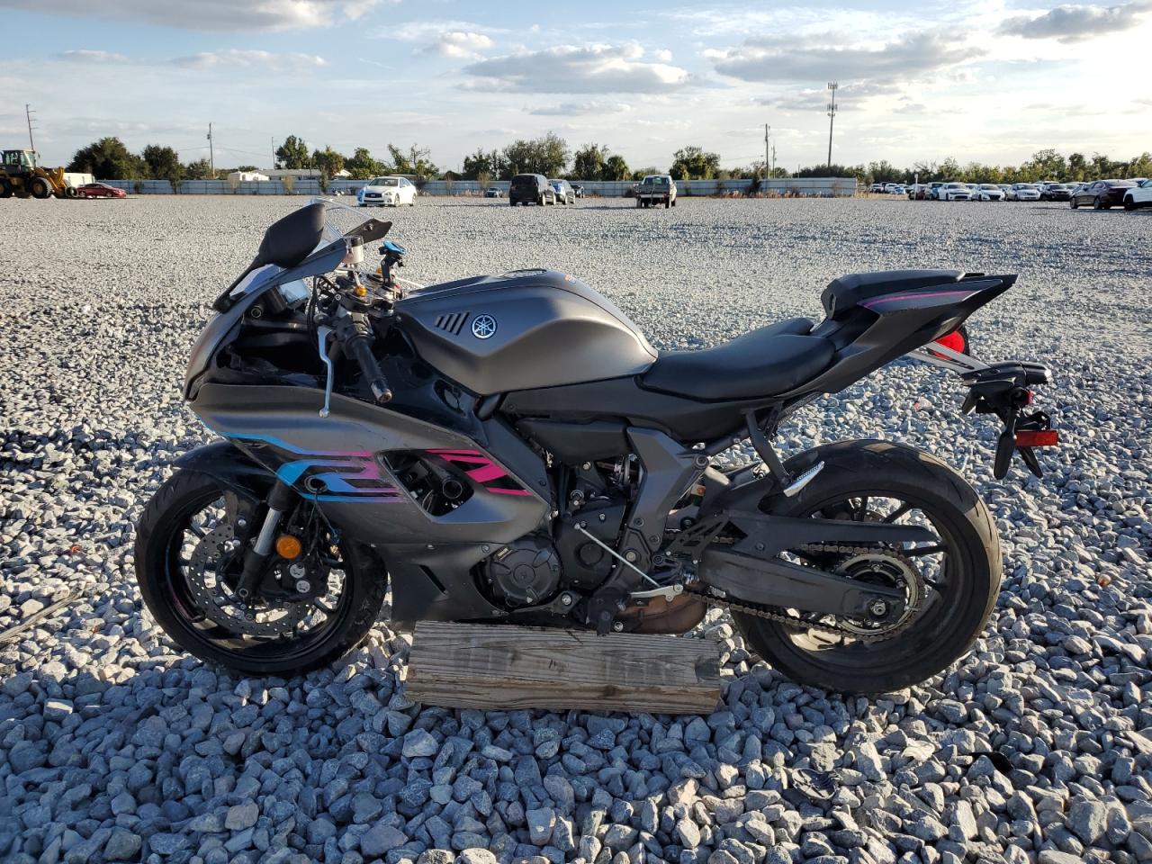 Lot #3302913059 2024 YAMAHA YZFR7