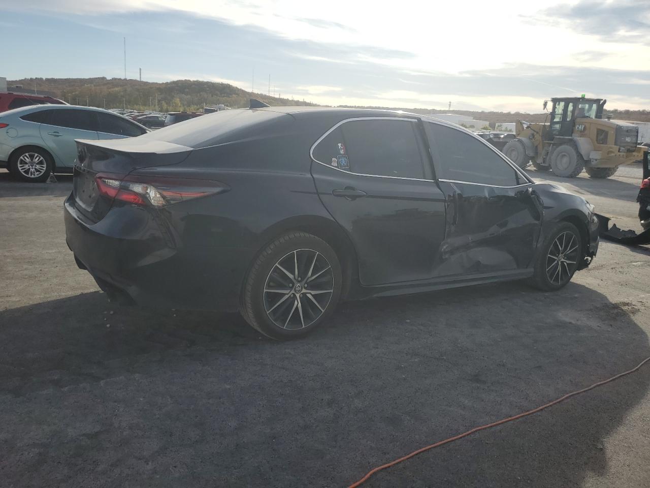 TOYOTA CAMRY SE NIGHT SHADE