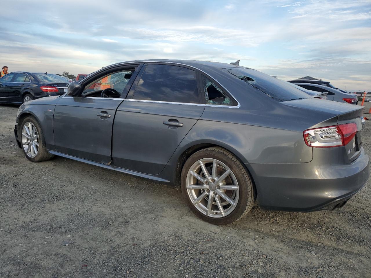 AUDI A4 PREMIUM PLUS