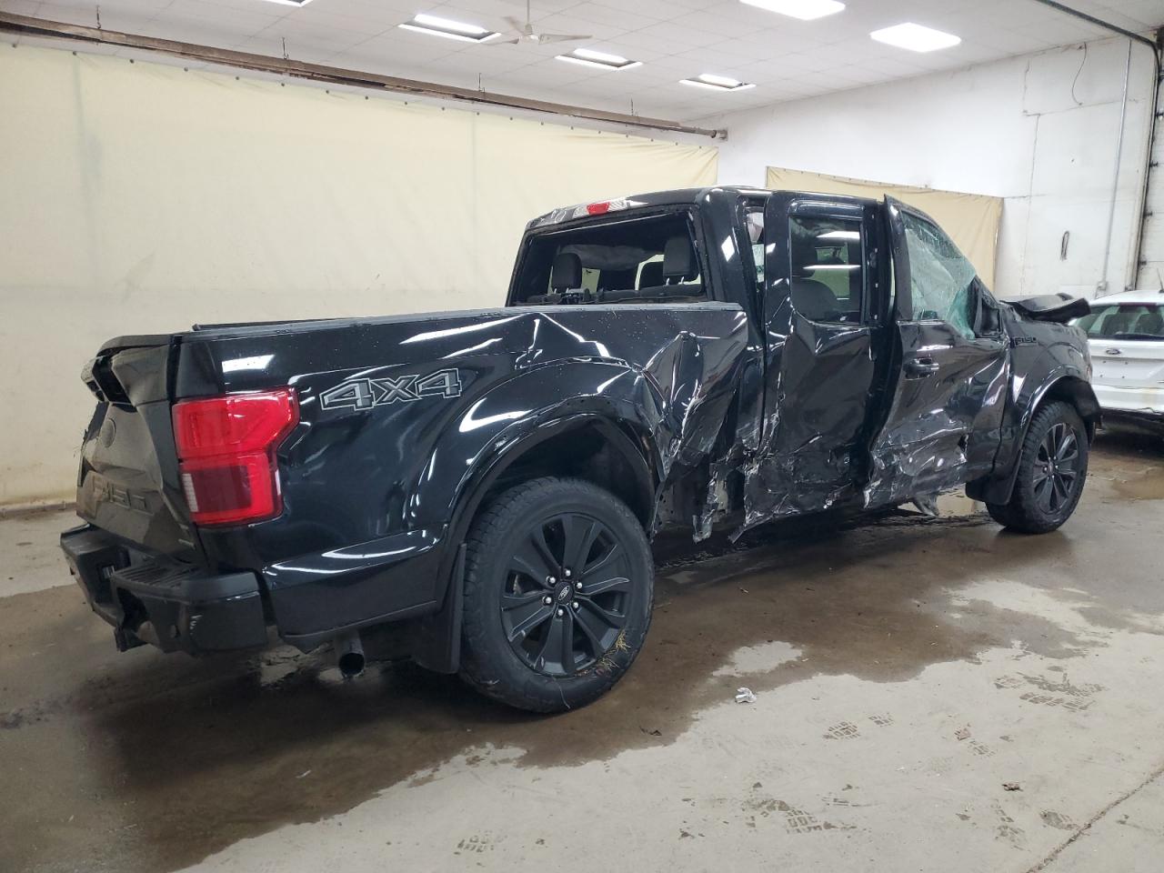 FORD F-150 SUPER CAB