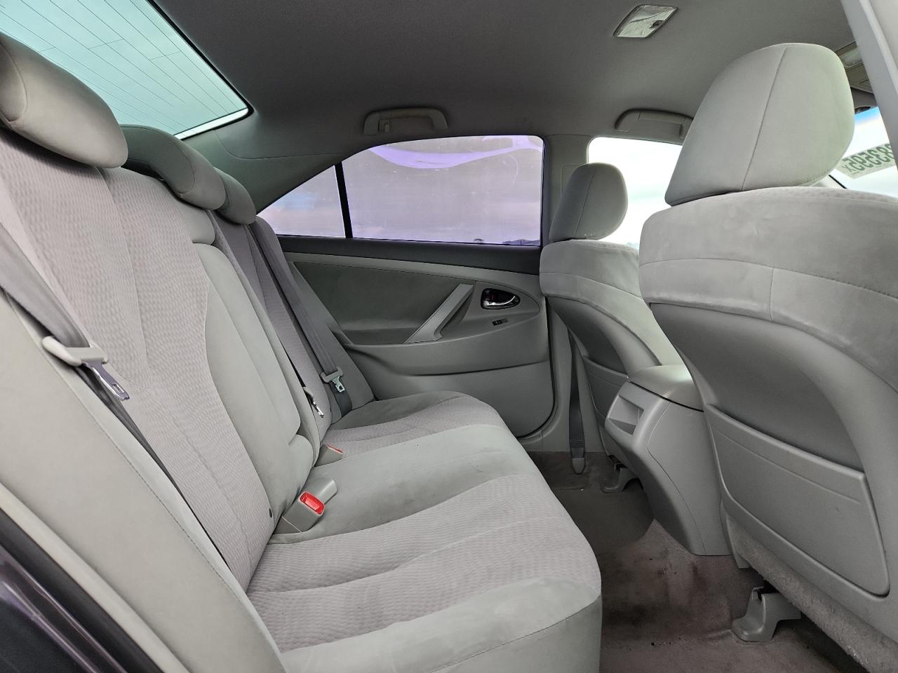 Lot #3302746037 2011 TOYOTA CAMRY SE