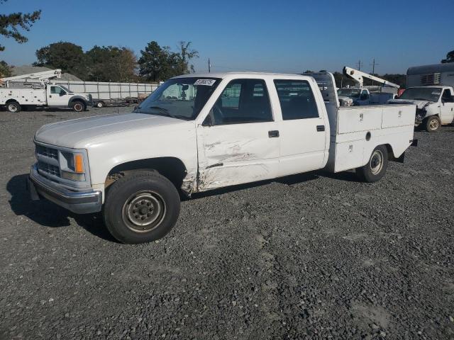 Global Auto Auctions: 1999 CHEV 3500 CREW CAB CAB &