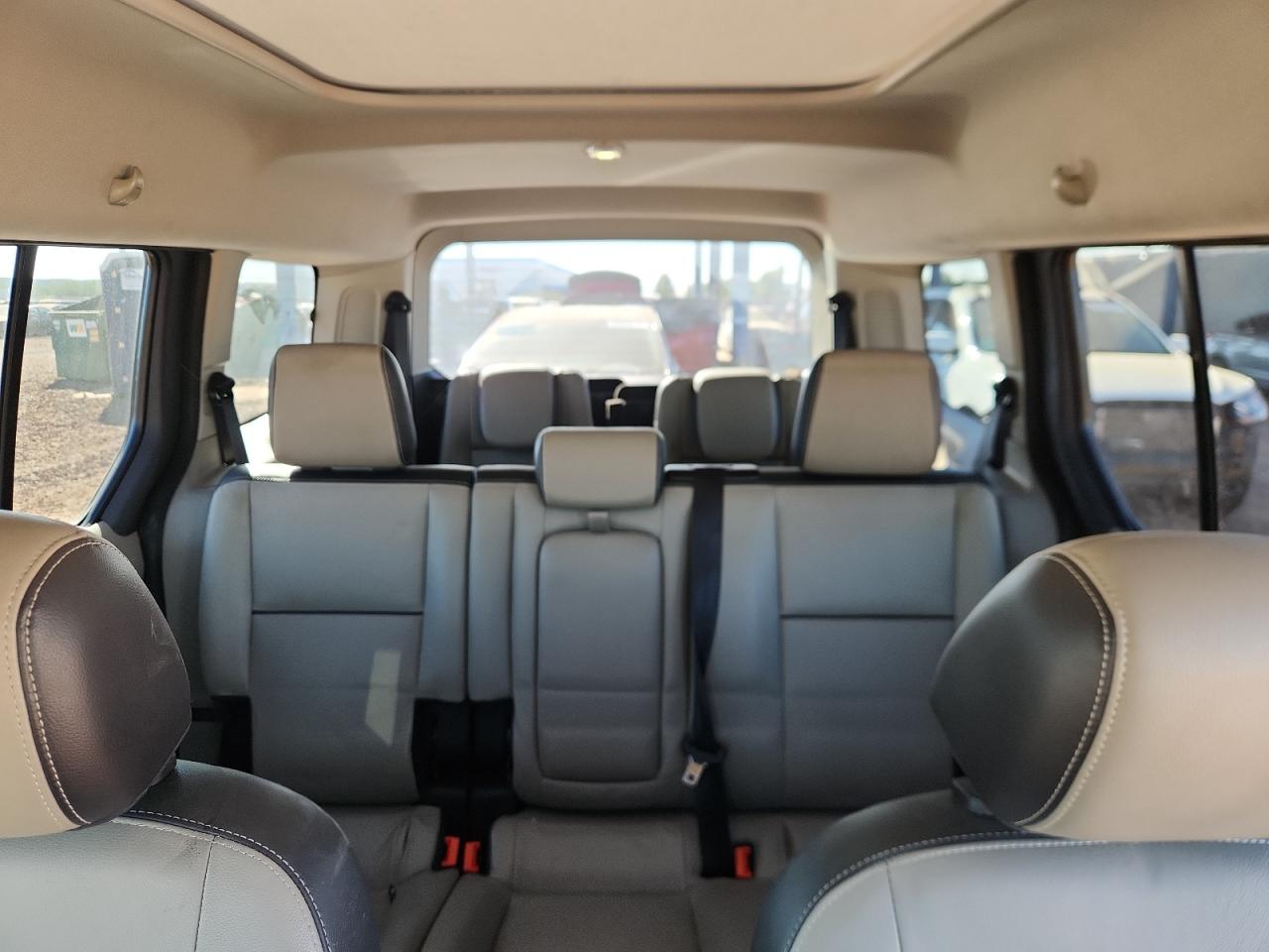 FORD TRANSIT CONNECT TITANIUM