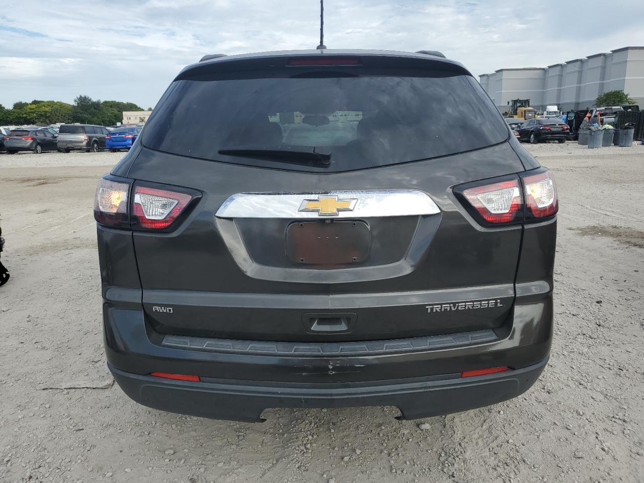 CHEVROLET TRAVERSE LS
