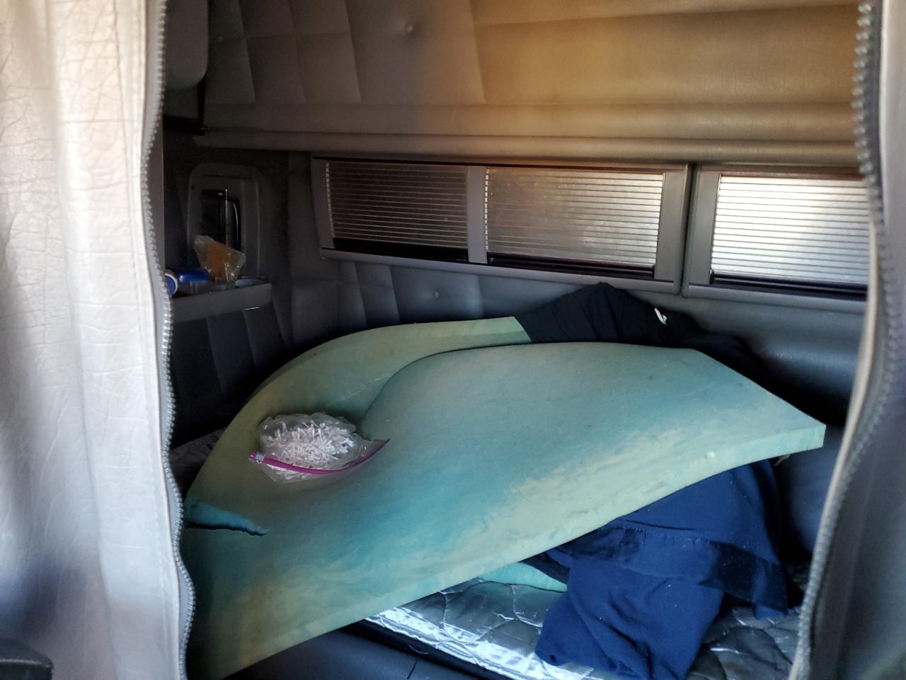 Lot #3308338060 2007 PETERBILT TRACTOR 379